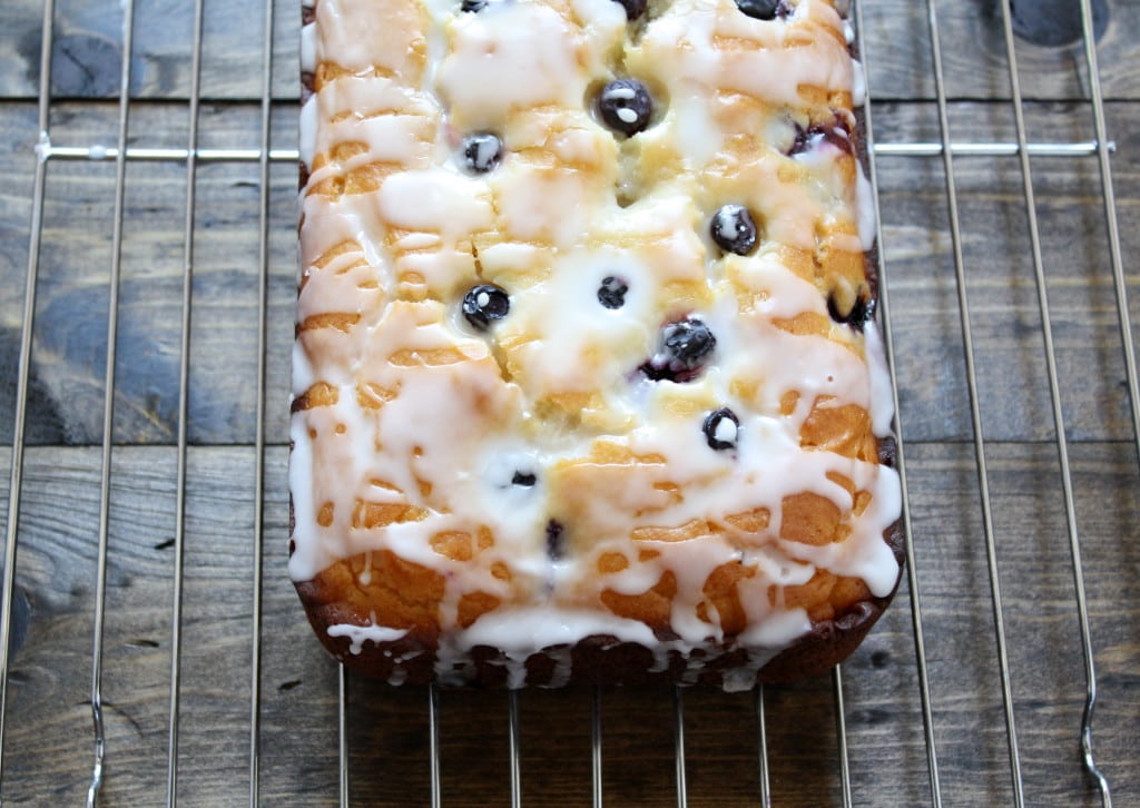 Blueberry Lemon Bread With Lemon Glaze