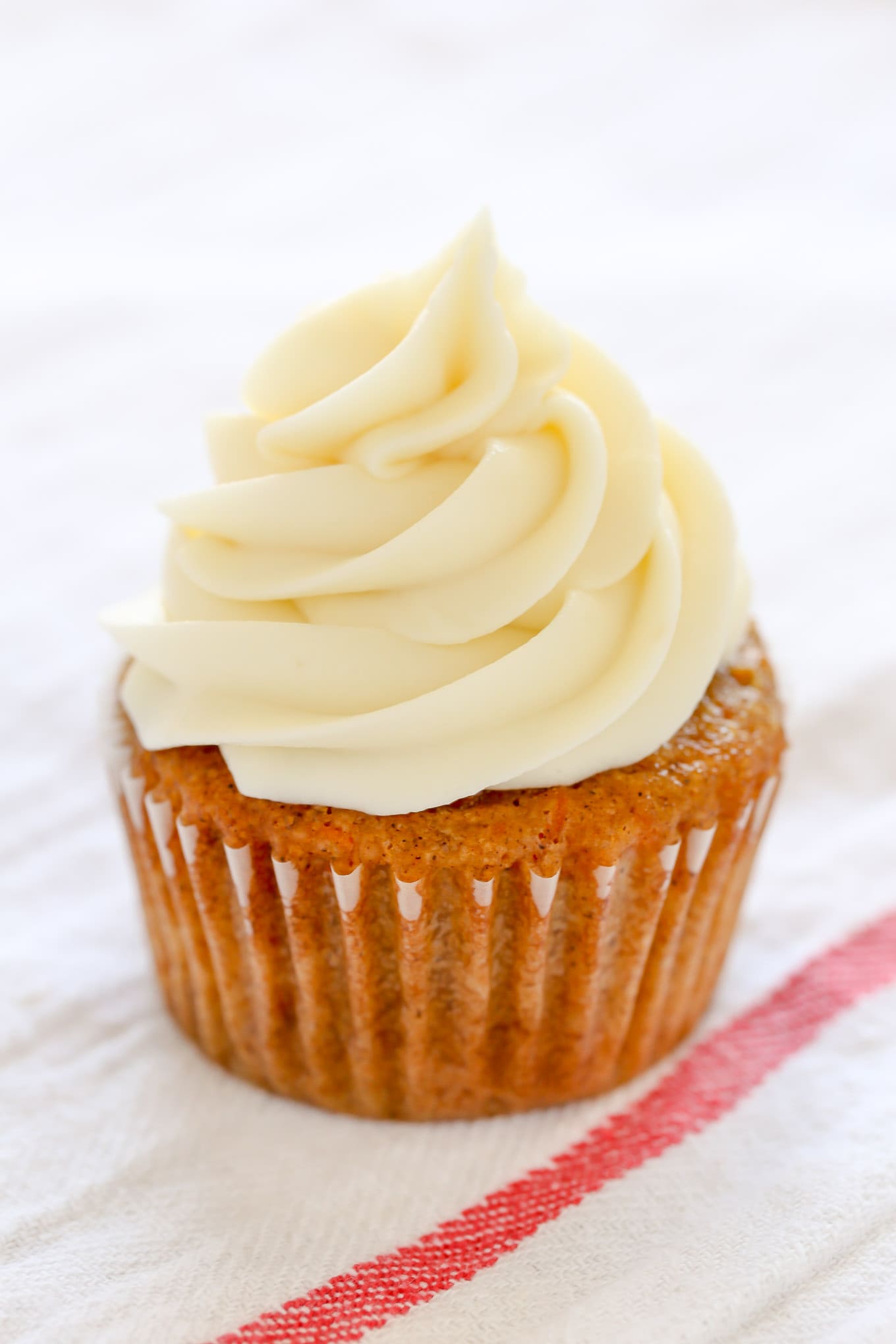 Cream Cheese Frosting - Cafe Delites