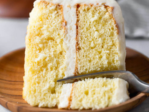 Amazing Small Vanilla Cake (6-inch) - Sweetest Menu